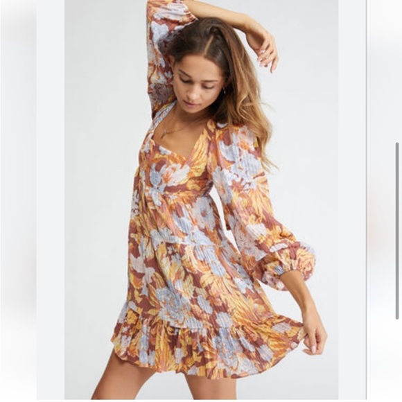 Minkpink long sleeve babydoll - Picture 4 of 13